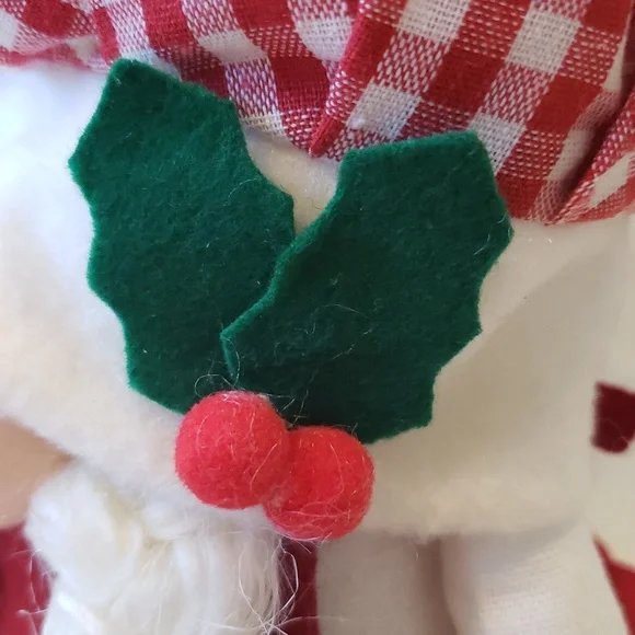 North Pole Trading Co. Baker Gnome - Picture 8 of 13